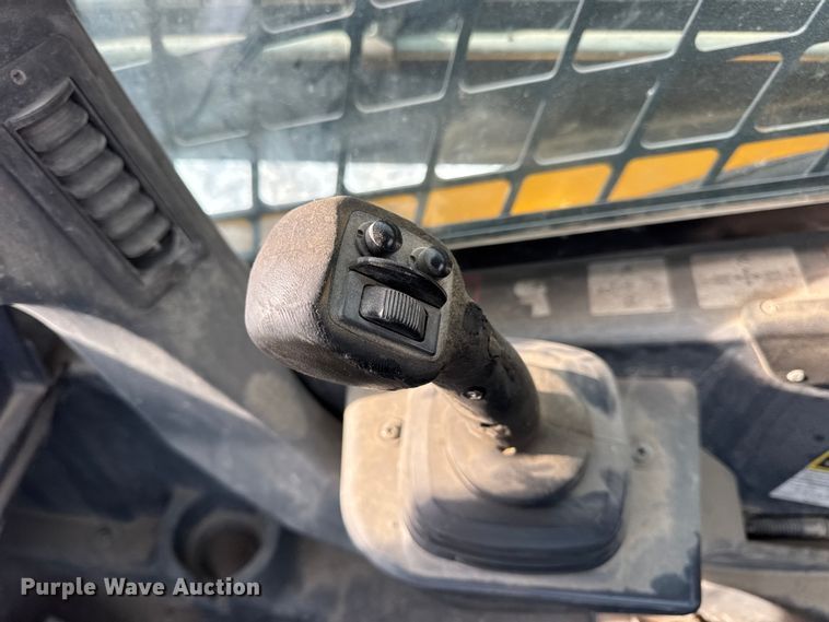 image for item EN0746 2012 John Deere 329D skid steer loader