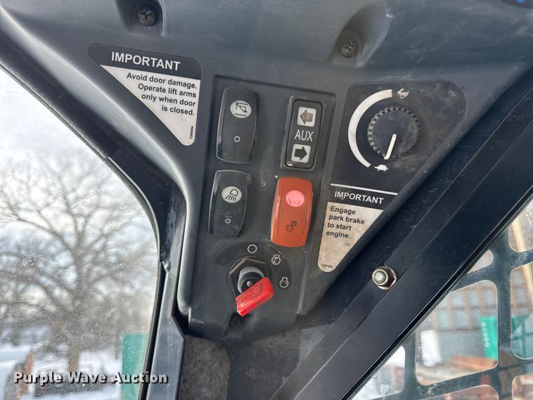 image for item EN0746 2012 John Deere 329D skid steer loader