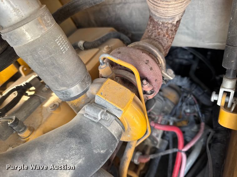 image for item EN0746 2012 John Deere 329D skid steer loader