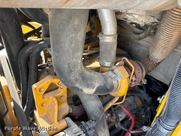 image for item EN0746 2012 John Deere 329D skid steer loader