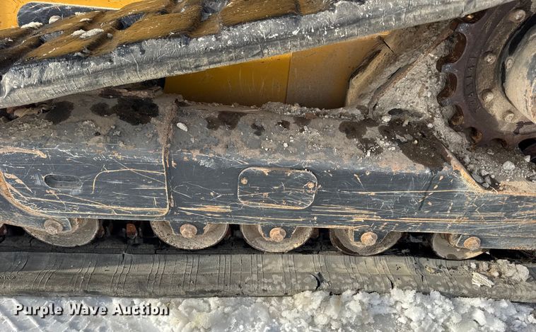 image for item EN0746 2012 John Deere 329D skid steer loader