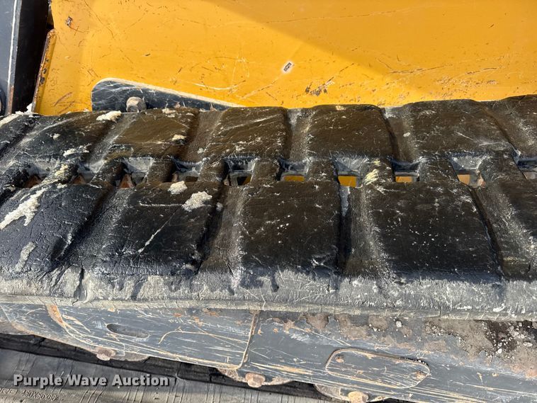 image for item EN0746 2012 John Deere 329D skid steer loader