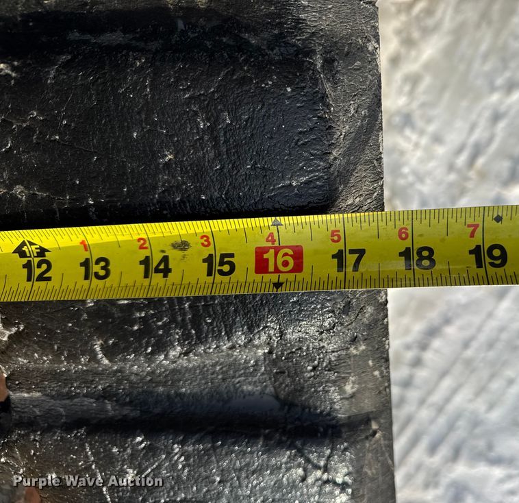 image for item EN0746 2012 John Deere 329D skid steer loader