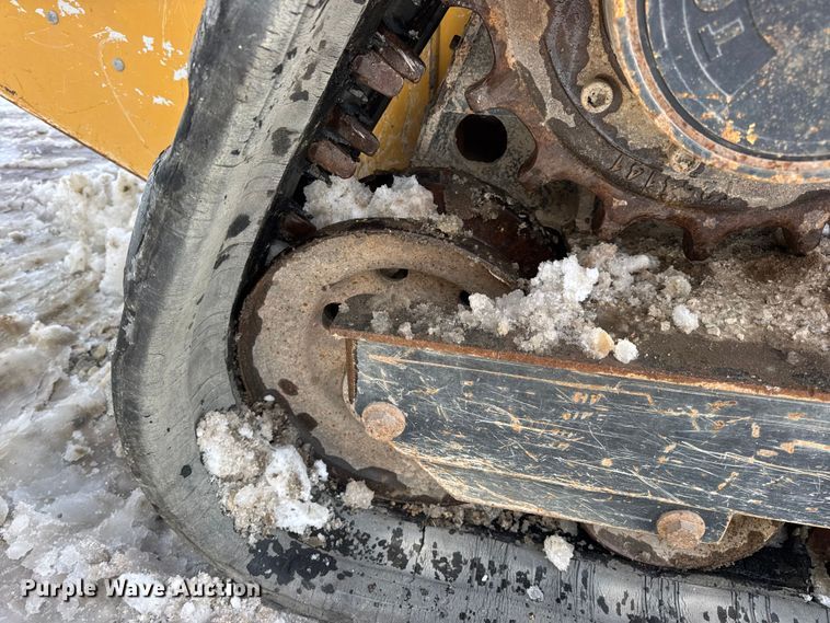 image for item EN0746 2012 John Deere 329D skid steer loader