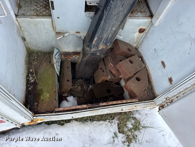 image for item EN0752 Knapheide utility bed