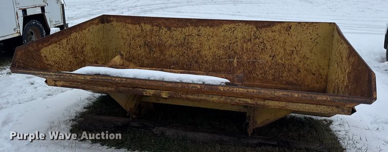 image for item EN0756 Wheel loaded bucket