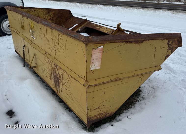 image for item EN0756 Wheel loaded bucket