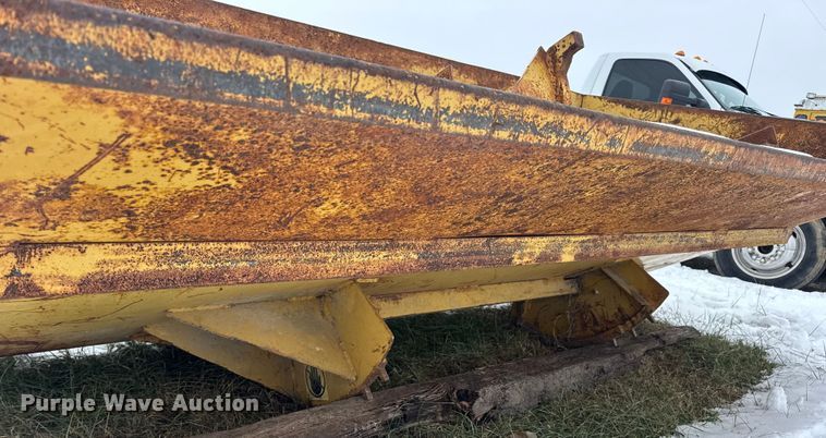 image for item EN0756 Wheel loaded bucket