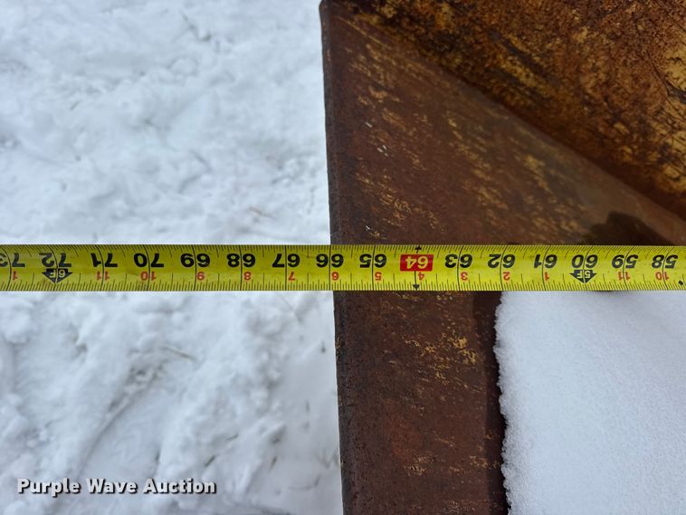 image for item EN0756 Wheel loaded bucket