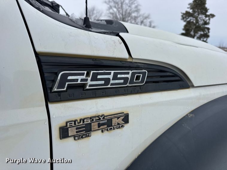 image for item EN0757 2012 Ford F550 utility / service truck