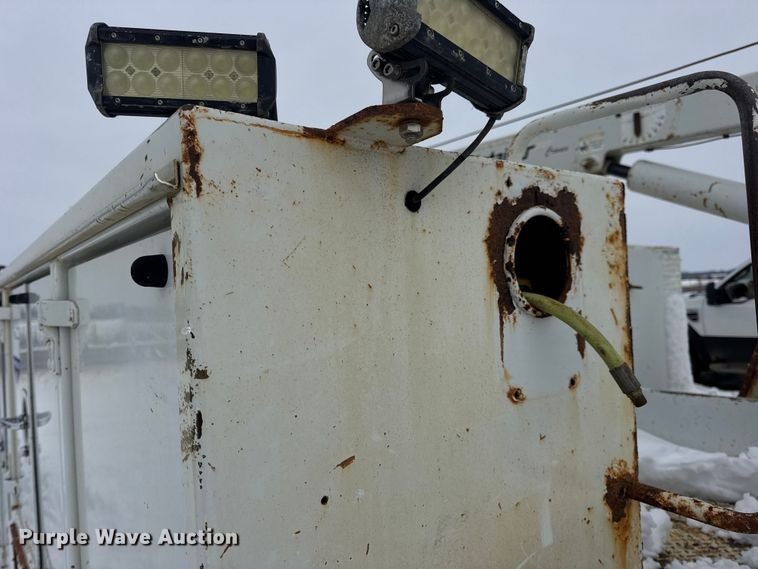 image for item EN0757 2012 Ford F550 utility / service truck