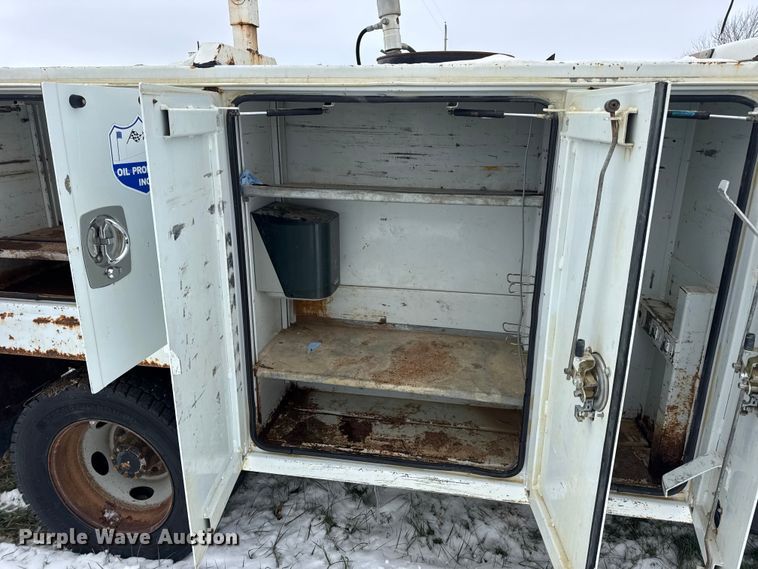 image for item EN0757 2012 Ford F550 utility / service truck