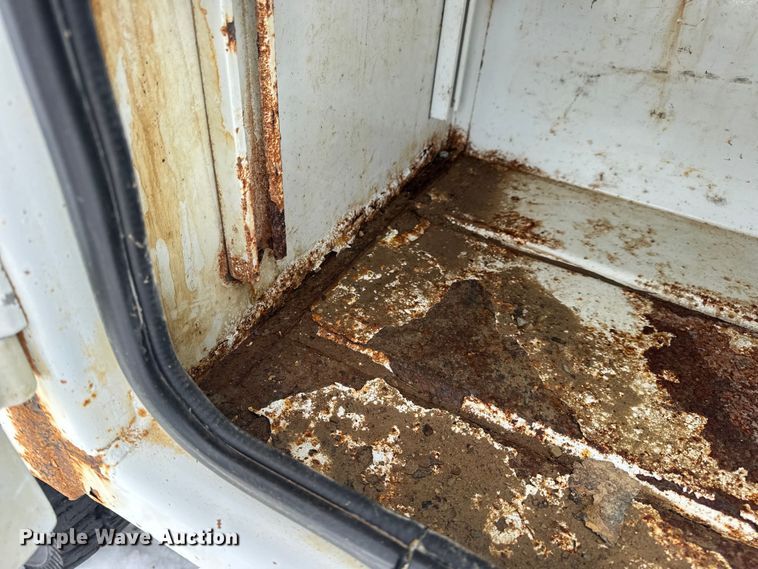 image for item EN0757 2012 Ford F550 utility / service truck