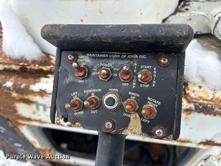 image for item EN0757 2012 Ford F550 utility / service truck