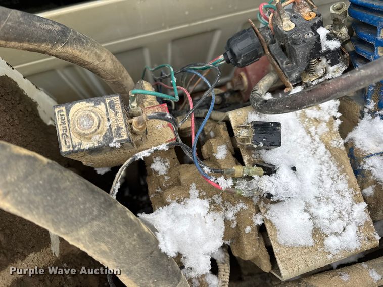 image for item EN0757 2012 Ford F550 utility / service truck