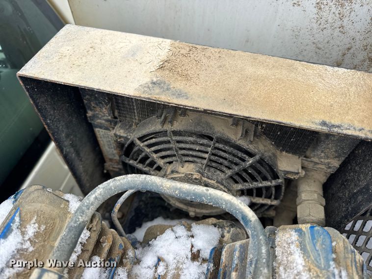 image for item EN0757 2012 Ford F550 utility / service truck