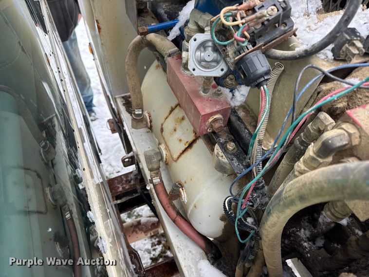 image for item EN0757 2012 Ford F550 utility / service truck