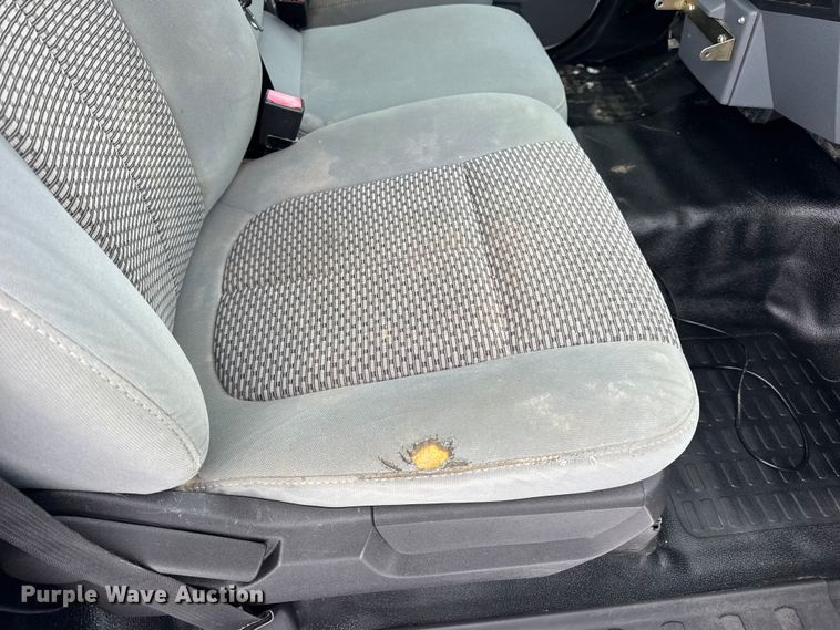 image for item EN0757 2012 Ford F550 utility / service truck