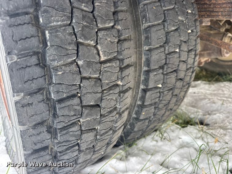 image for item EN0757 2012 Ford F550 utility / service truck