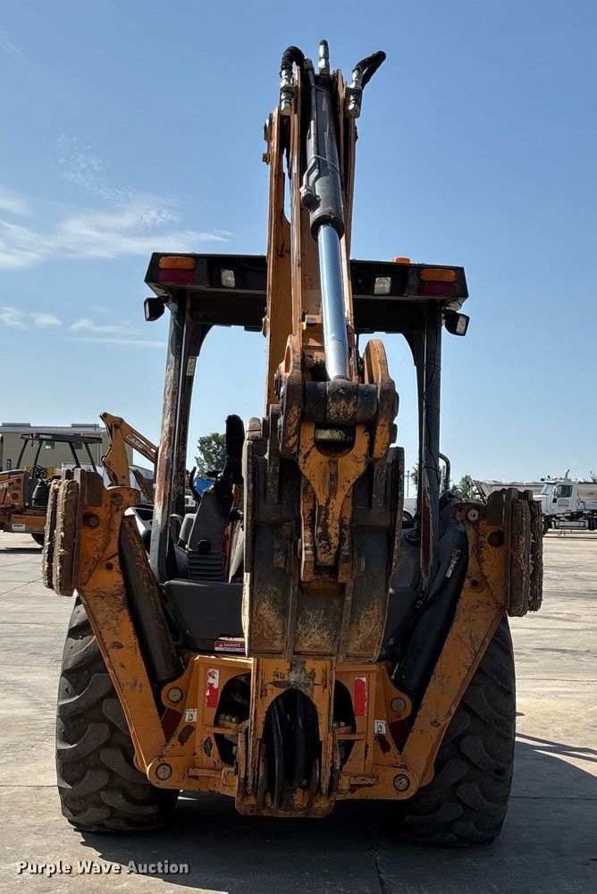 image for item EN5594 2013 Case 580 Super N backhoe