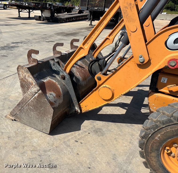 image for item EN5594 2013 Case 580 Super N backhoe