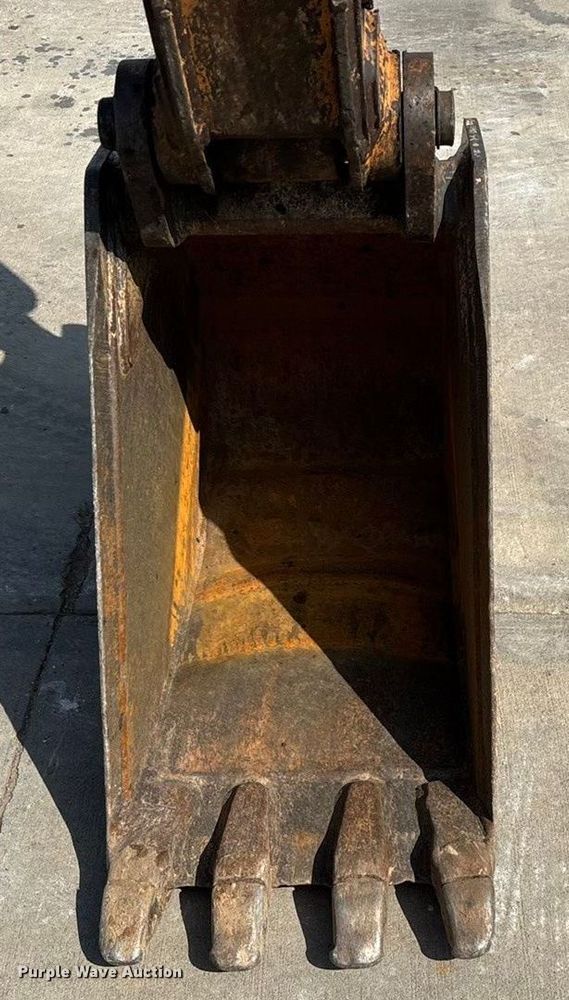 image for item EN5594 2013 Case 580 Super N backhoe