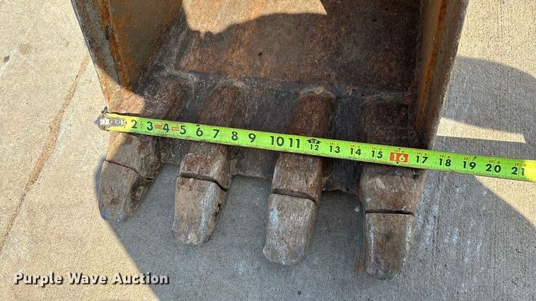 image for item EN5594 2013 Case 580 Super N backhoe