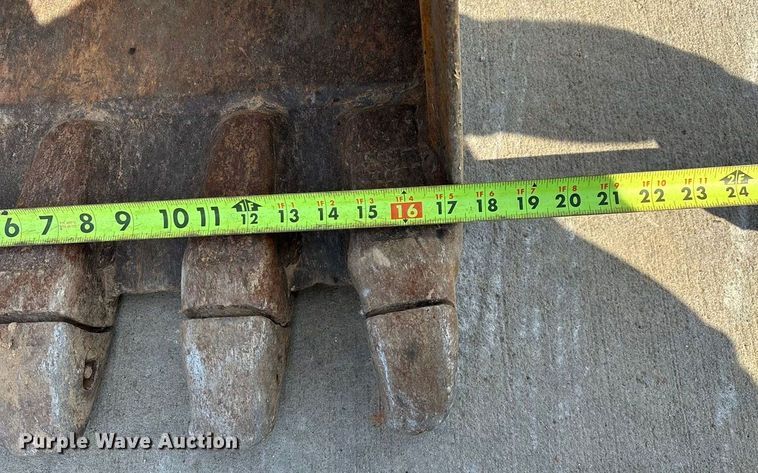 image for item EN5594 2013 Case 580 Super N backhoe