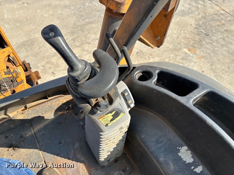 image for item EN5594 2013 Case 580 Super N backhoe