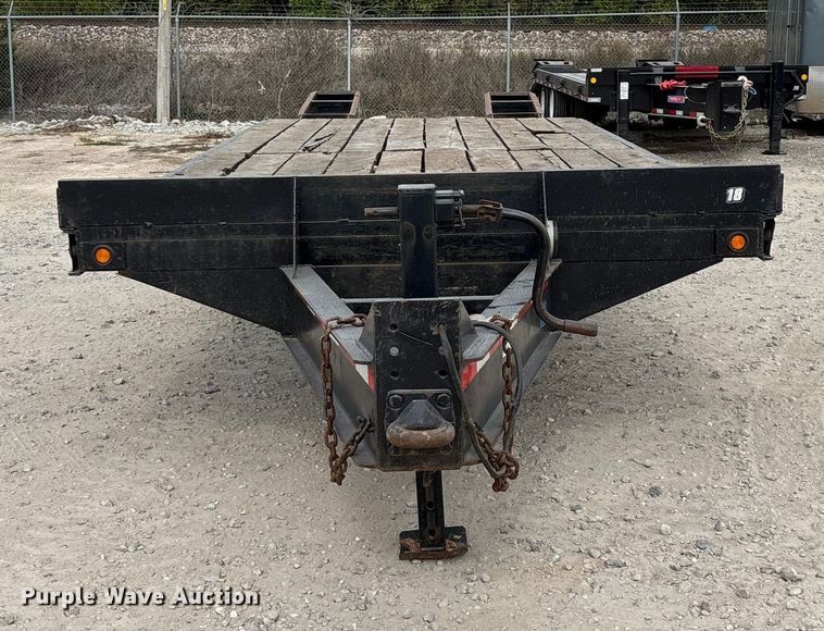 image for item EN5688 2004 Belshe equipment trailer