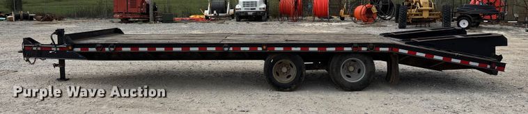 image for item EN5688 2004 Belshe equipment trailer