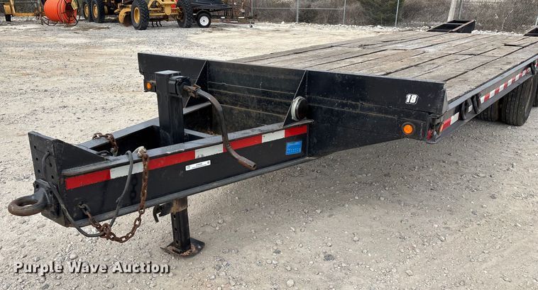 image for item EN5688 2004 Belshe equipment trailer