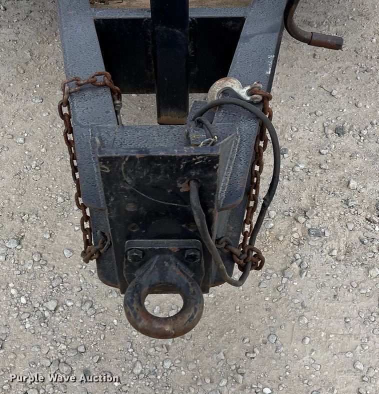 image for item EN5688 2004 Belshe equipment trailer