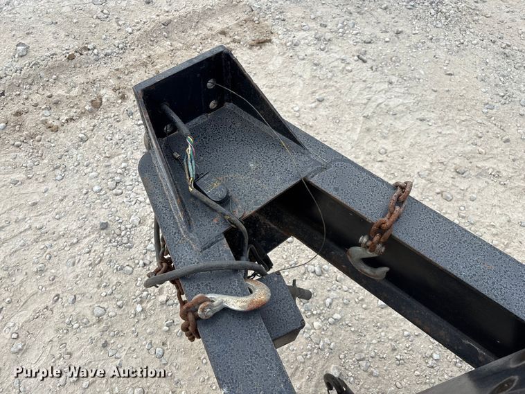 image for item EN5688 2004 Belshe equipment trailer