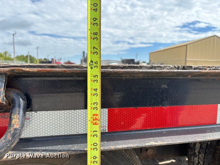 image for item EN5688 2004 Belshe equipment trailer