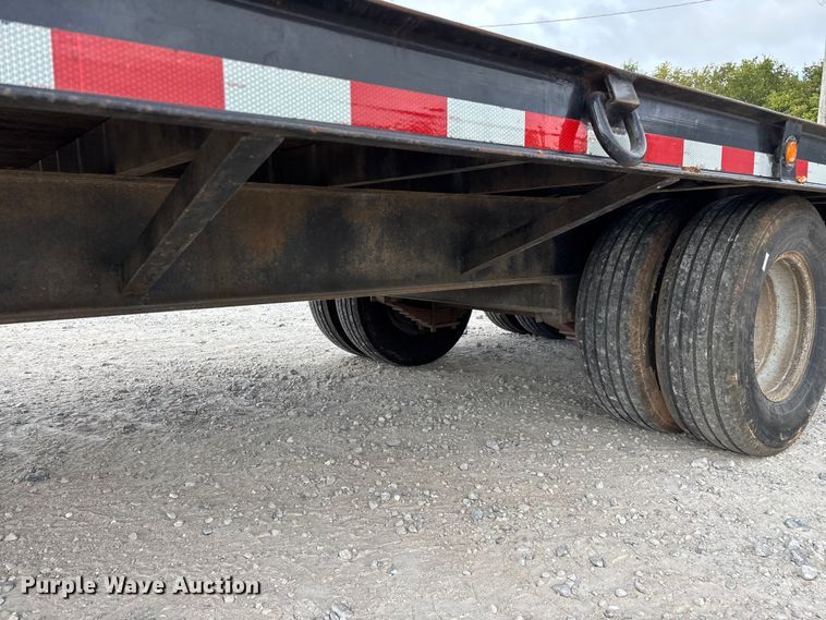 image for item EN5688 2004 Belshe equipment trailer