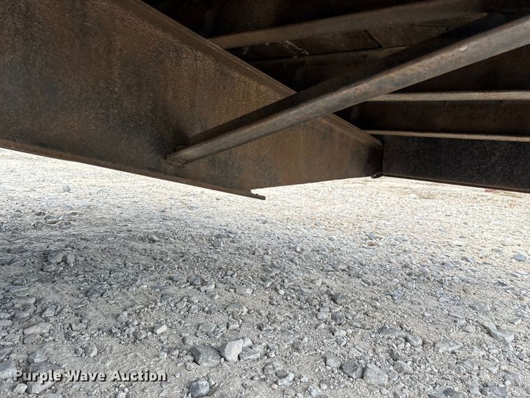 image for item EN5688 2004 Belshe equipment trailer