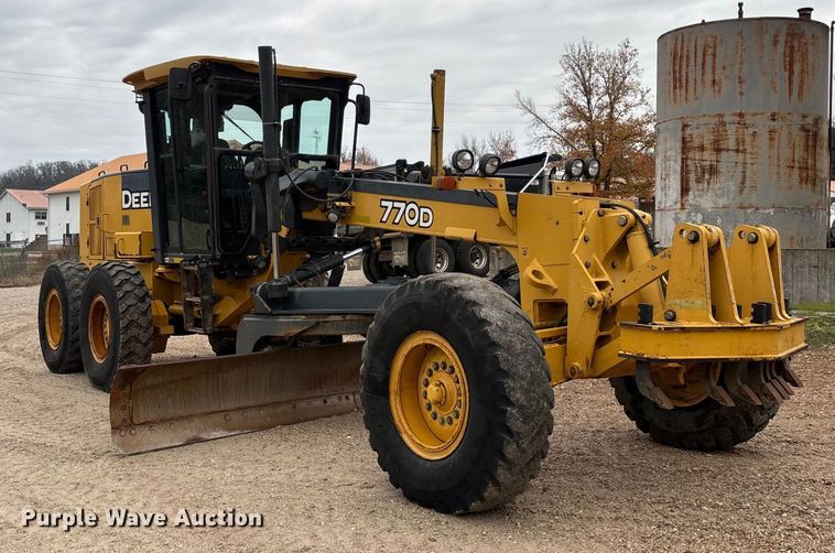 MOTOCONFORMADORA JOHN DEERE 770D 2008