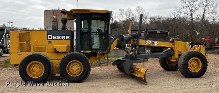 MOTOCONFORMADORA JOHN DEERE 770D 2008