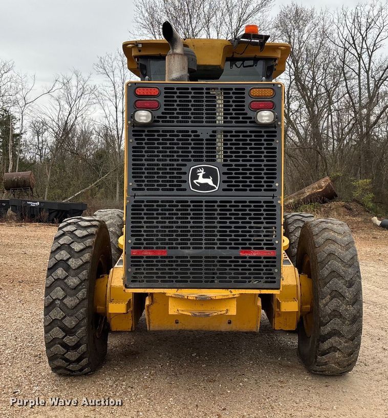 image for item EN5833 2008 John Deere 770D motor grader