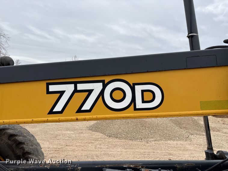 image for item EN5833 2008 John Deere 770D motor grader