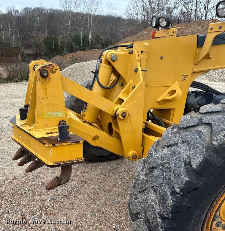 image for item EN5833 2008 John Deere 770D motor grader