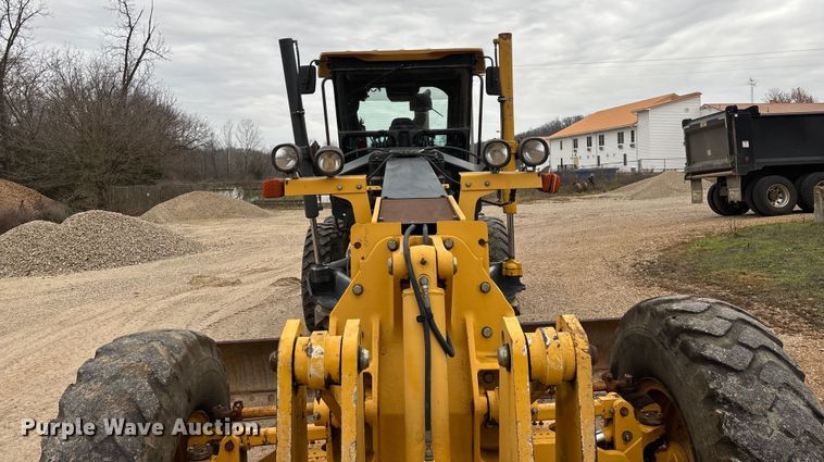 image for item EN5833 2008 John Deere 770D motor grader