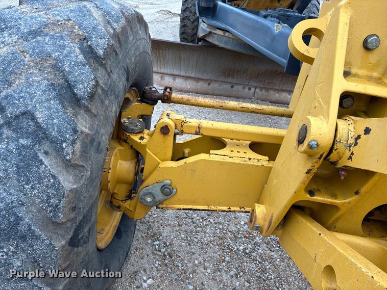 image for item EN5833 2008 John Deere 770D motor grader