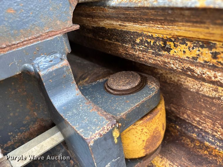 image for item EN5833 2008 John Deere 770D motor grader