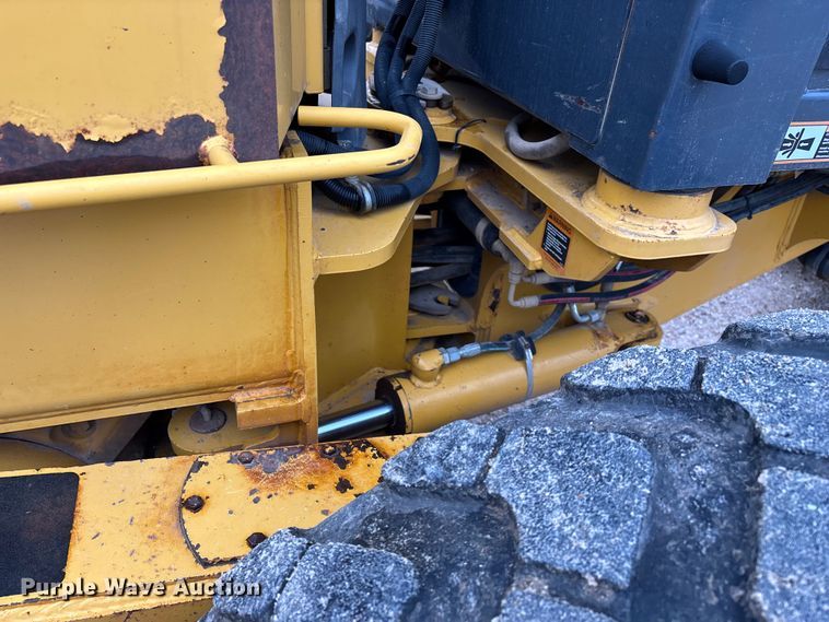 image for item EN5833 2008 John Deere 770D motor grader