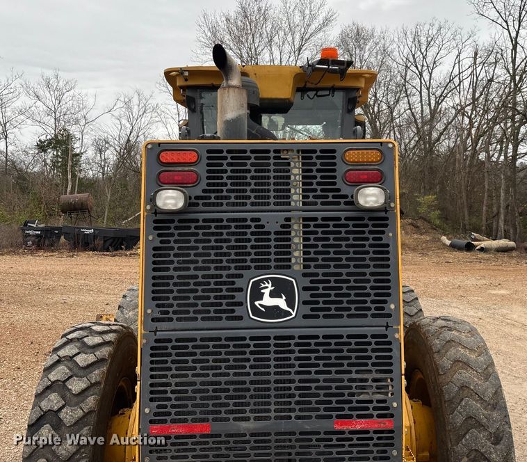 image for item EN5833 2008 John Deere 770D motor grader