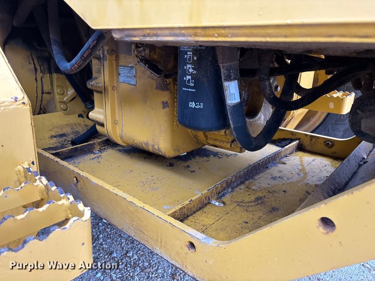 image for item EN5833 2008 John Deere 770D motor grader