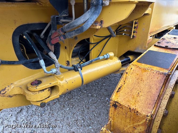 image for item EN5833 2008 John Deere 770D motor grader