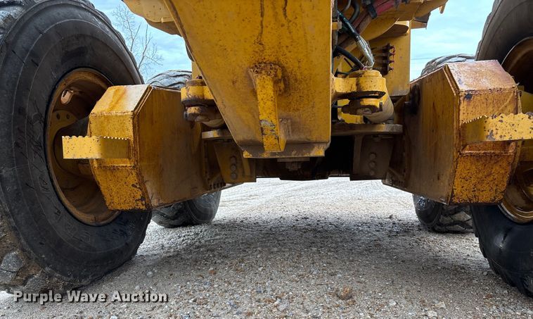 image for item EN5833 2008 John Deere 770D motor grader